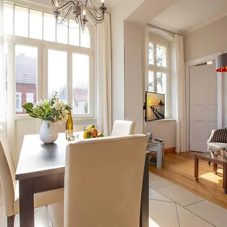 Haus Auf Dem Huegel Klassische 03 Апартаменты