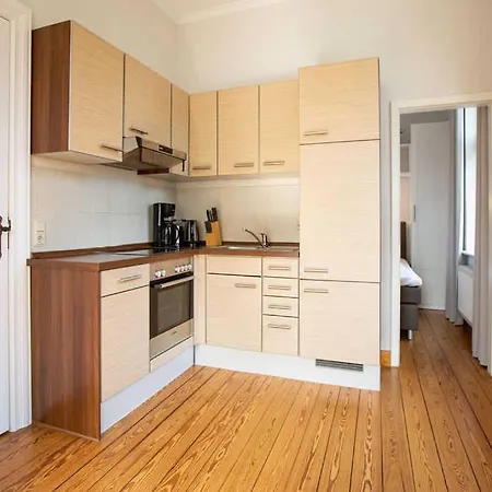 Haus Auf Dem Huegel Klassische 03